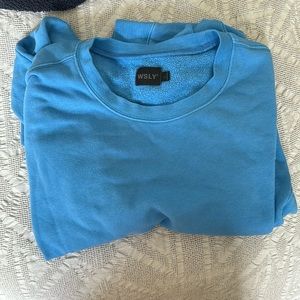 WSLY cropped blue light sweatshirt